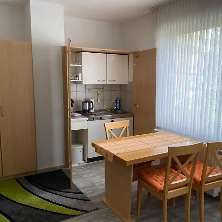 Aparthotel Duisburg-Nord 아파트호텔 뒤스부르크